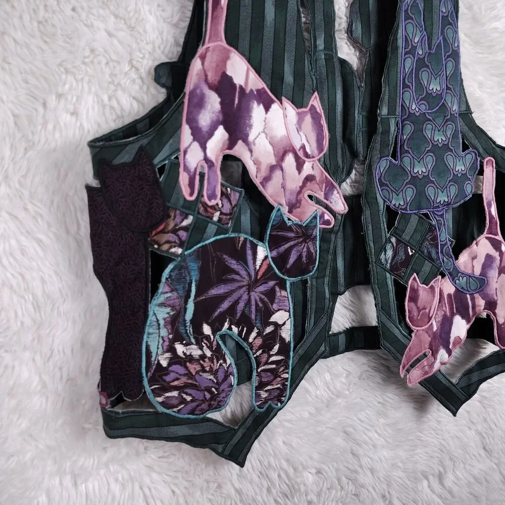 Handmade Patchwork Cat Vest Cutout Quilt Colorful Cats - Picture 2 of 9